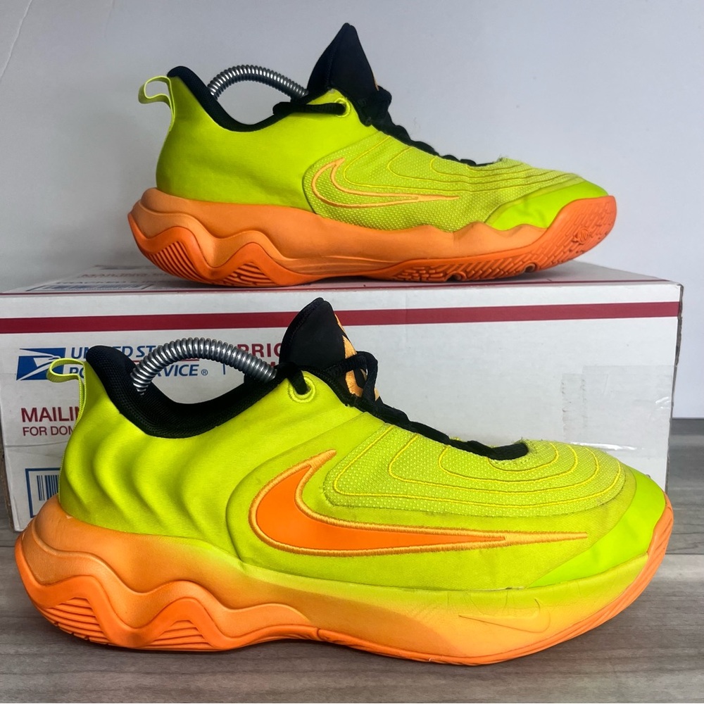 Nike Giannis Immortality 4 Basketball Shoes Big Boys 7Y Super Bright Sundial
